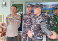 Satgas Marinir Berhasil Selamatkan Dua ABK di Pulau Nusa Barong